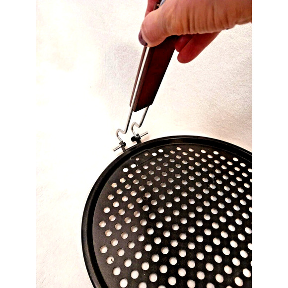 PIZZA OVEN Grill Pizza Pan 12" w Folding Wood Handle, Non-Stick, Air Vents NEW!! - Picture 4 of 9